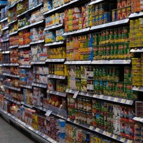 free-photo-of-comida-almacenar-estanteria-estantes free-photo-of-comida-almacenar-estanteria-estantes